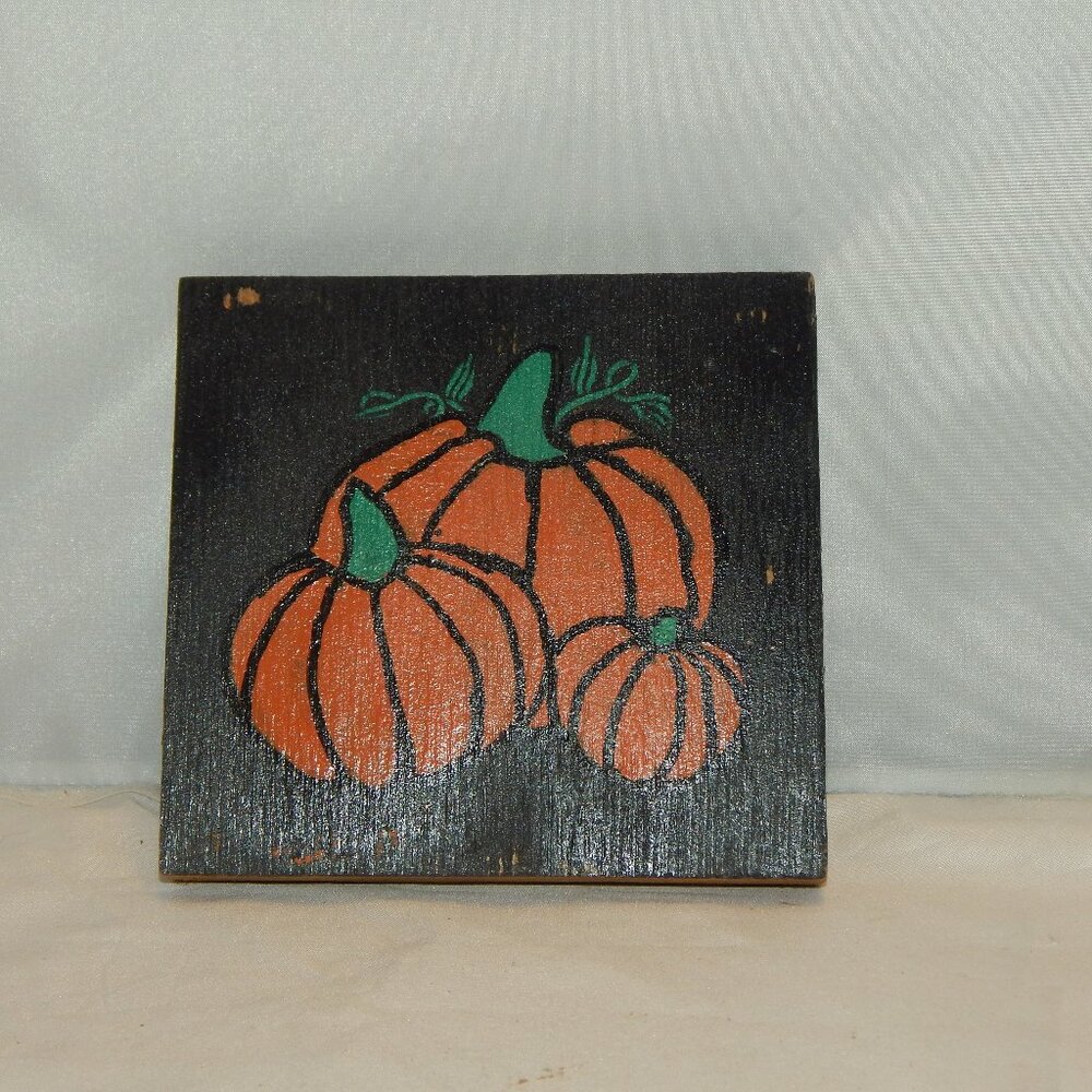 🍂 Rustic Hand-Painted Pumpkin Wood Block Sign